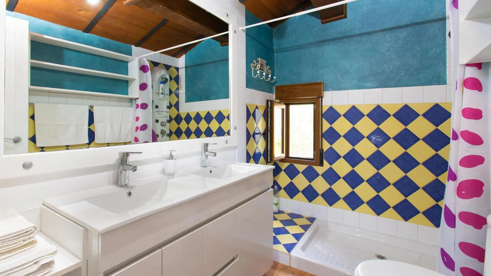 Casa Rural Caserio Las Vinas Guajar Fondon